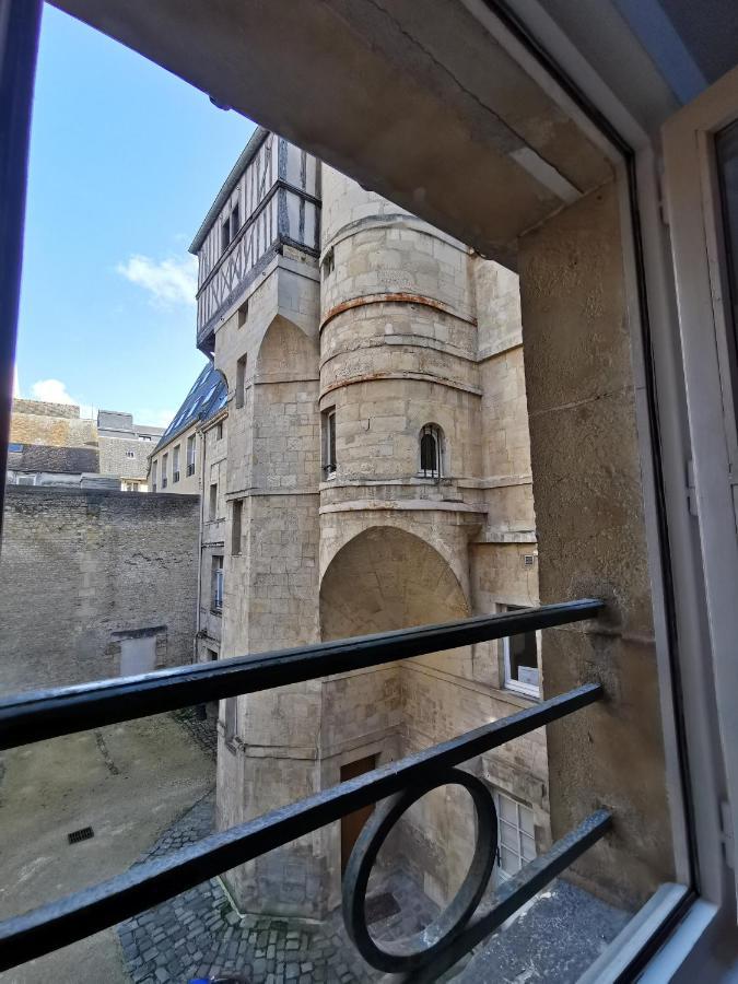 Studio En Duplex Dans Un Hotel Particulier Caen Luaran gambar